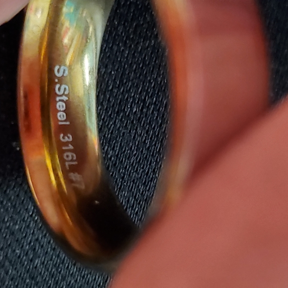 Stainless Steel Heart Wedding Band - Picture 9 of 9